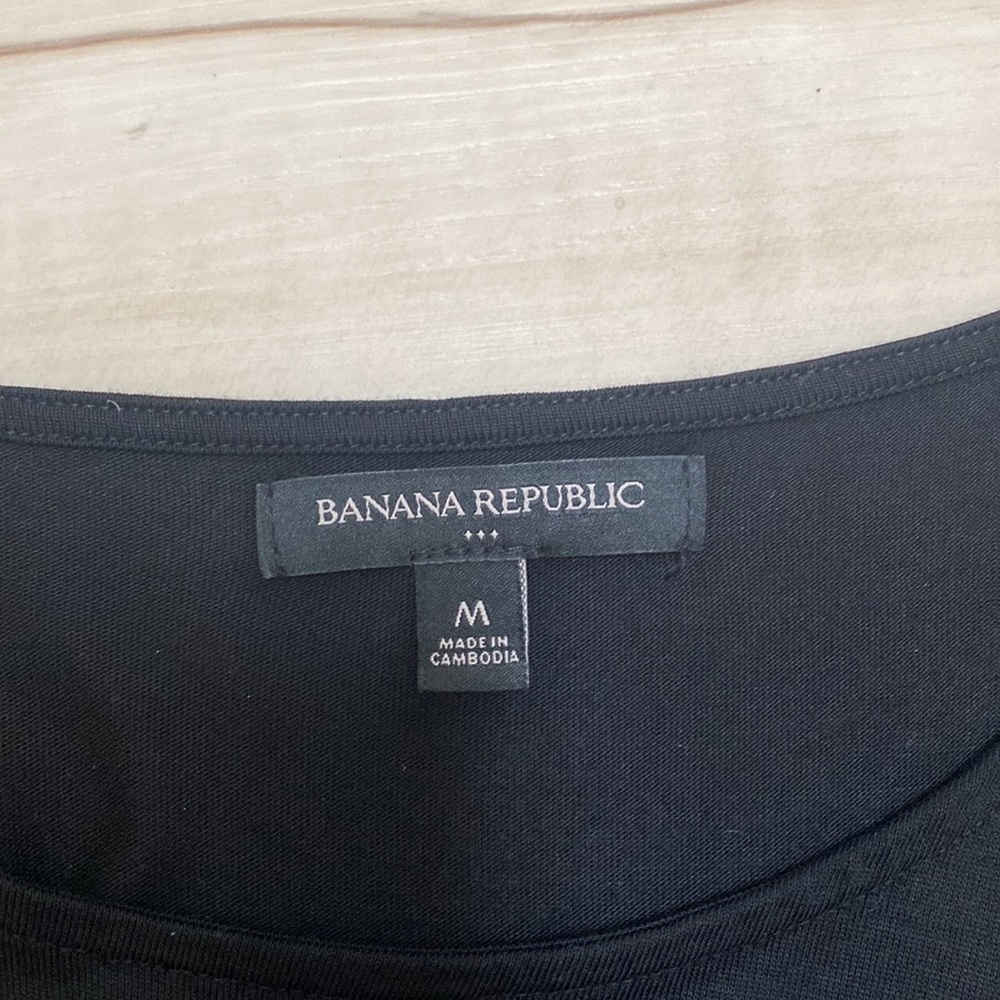 Banana Republic Womens M Black Faux Wrap feel Blouse. - Picture 7 of 8